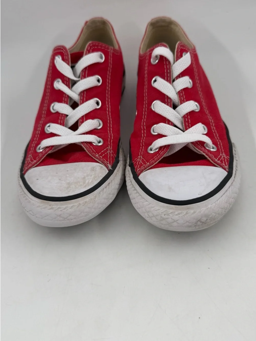 Converse Boy’s CTAS Red - SZ 1- Canvas Low Top Shoes Sneakers